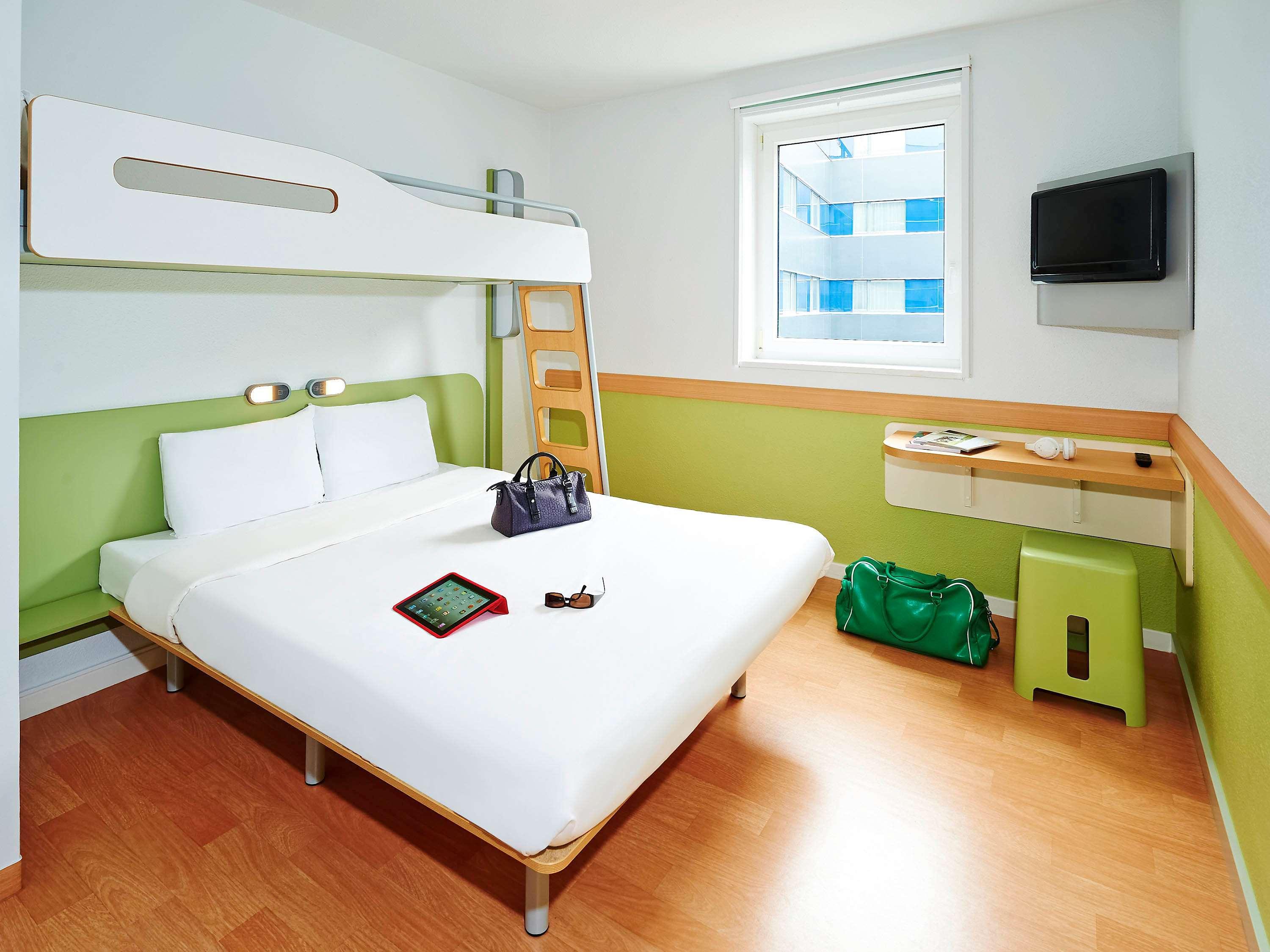 Ibis Budget Bilbao Аригориага Екстериор снимка