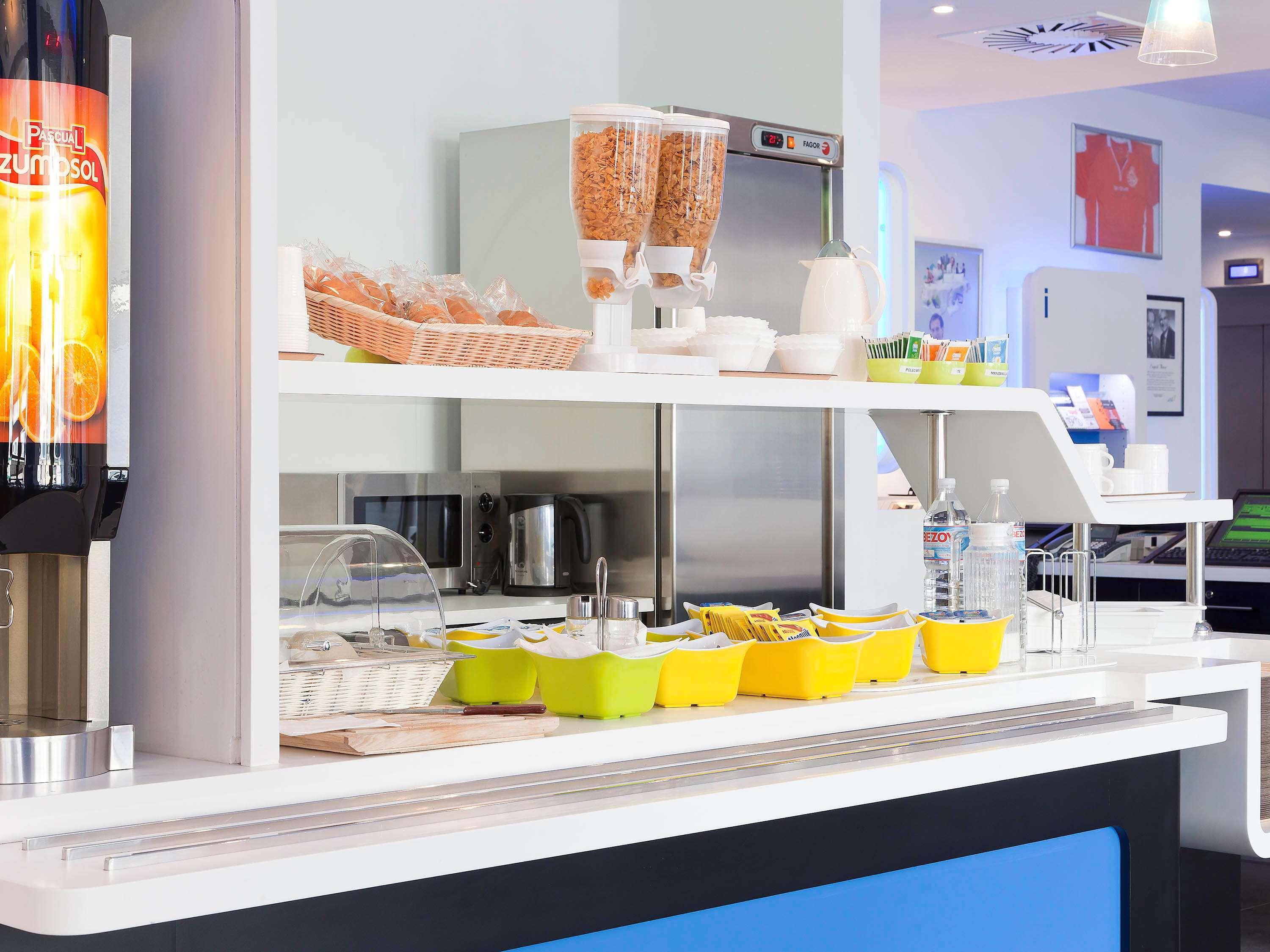 Ibis Budget Bilbao Аригориага Екстериор снимка