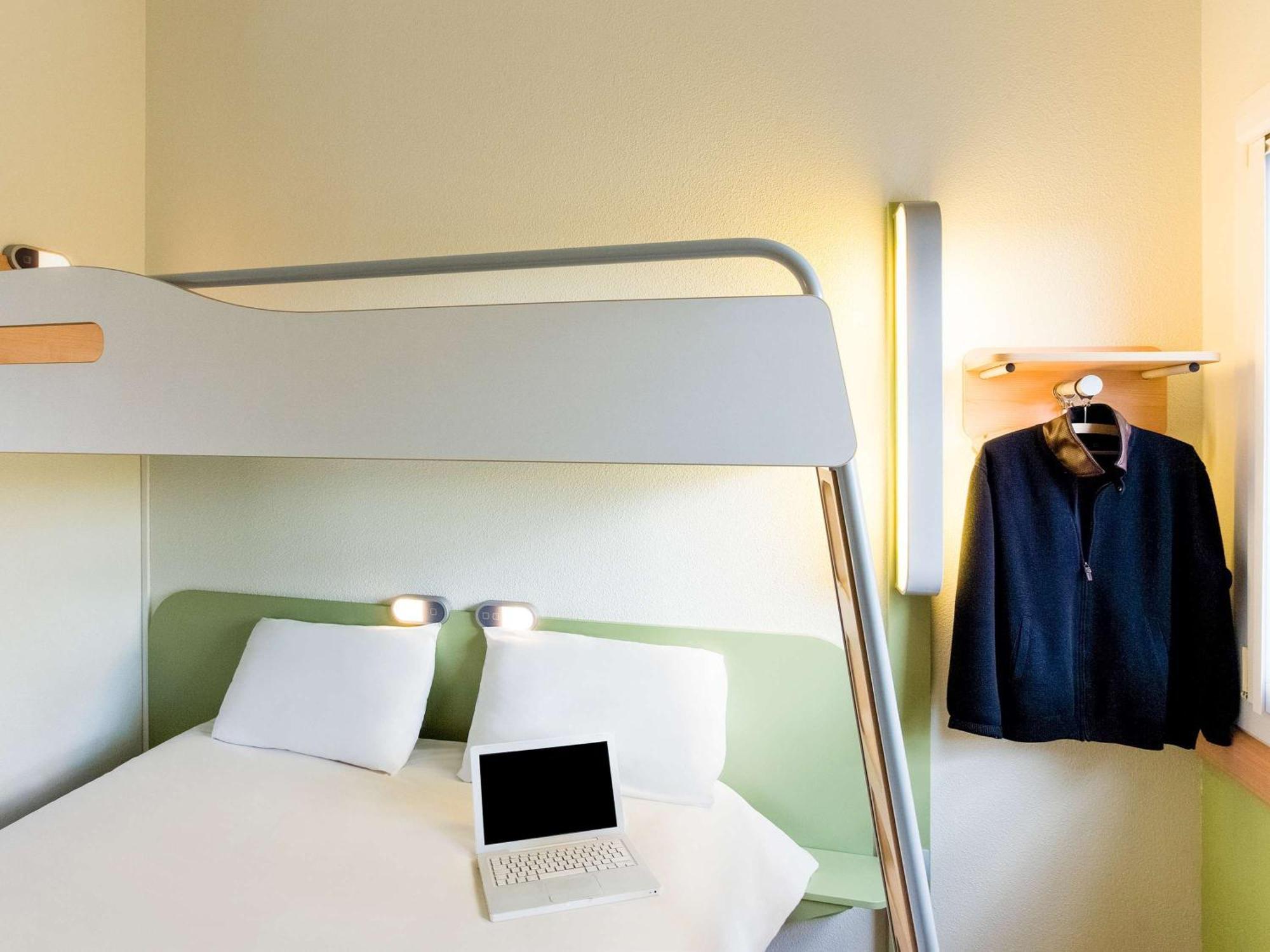 Ibis Budget Bilbao Аригориага Екстериор снимка